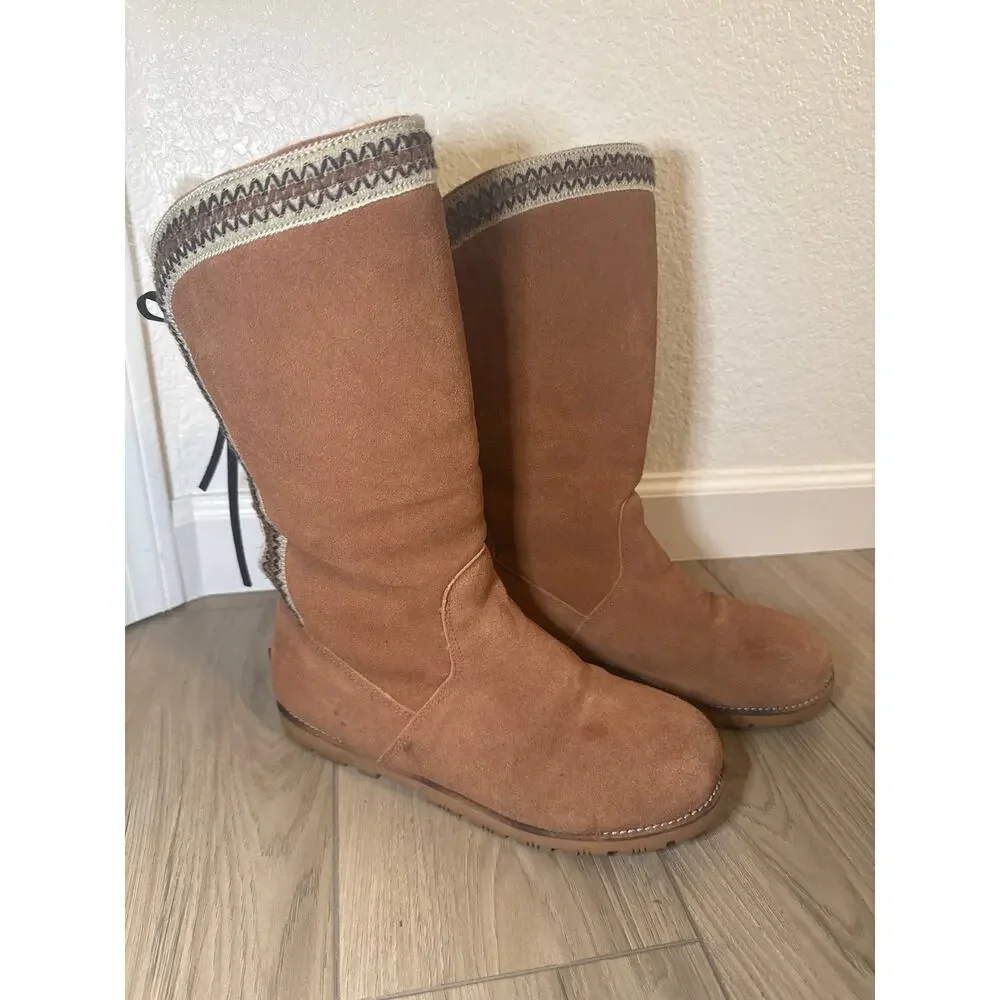 LAMO Madelyn Boots Womens Sz 8 Chestnut Suede Lace Up Back Sonoran Winter